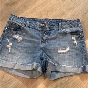 Jennifer Lopez Mid Rise Shorts